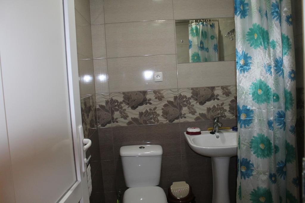 Nona Guest House Shilda 外观 照片