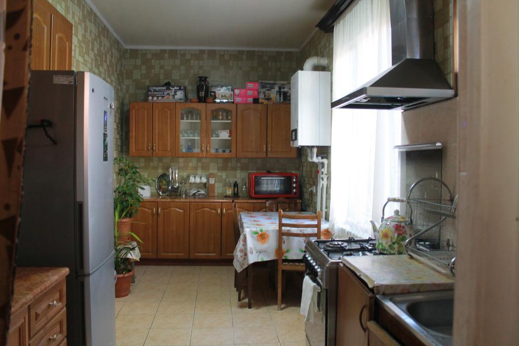 Nona Guest House Shilda 外观 照片